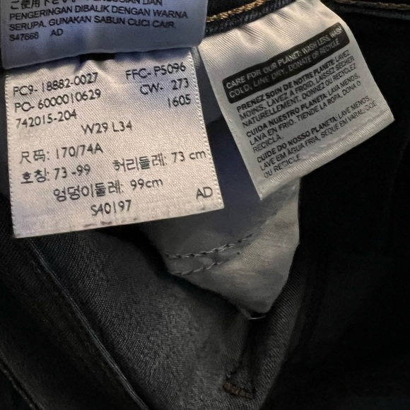 Levi’s 721 Dark Wash High Rise Skinny Jeans - Picture 7 of 7